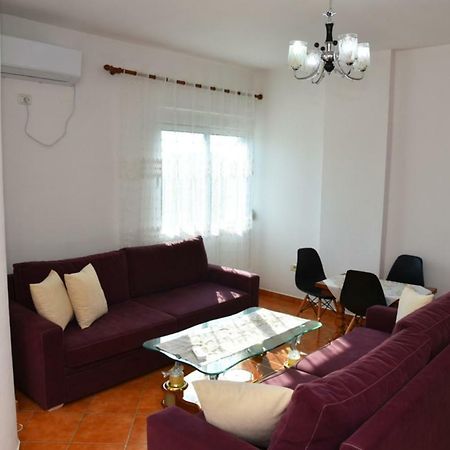 Gzim'S Apartment Durrës Esterno foto